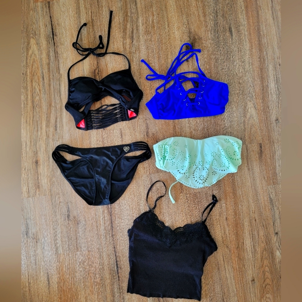 Lot of XS swimwear Body Glove, Victoria's Secret
